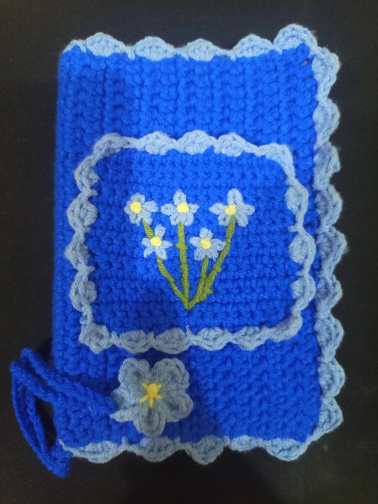 Crochet Book Cover - Forget Me Not
